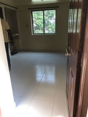 Room in 1 BHK Apartment at Kukatpally – for Rent
