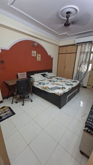 Team Area in 2 BHK Apartment at Supertech Shopprix Mall Vaishali, Vaishali Sector 5 – for Rent