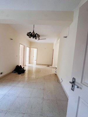 Room in 2 BHK Apartment at GPL Eden Heights, Sector 70 – for Rent
