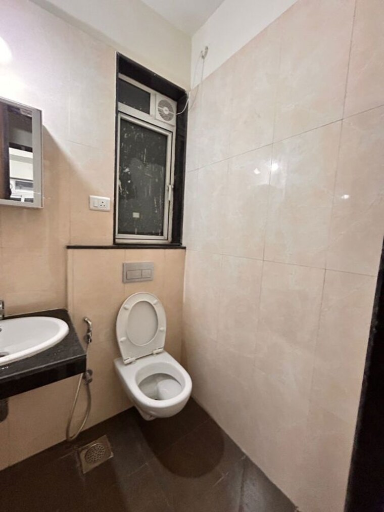 Bathroom, sheth-avante Pg For Boys & Girls In Kanjurmarg West 10770528