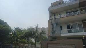 3 BHK Independent House – Exterior View View at Sector 64 - for Rent