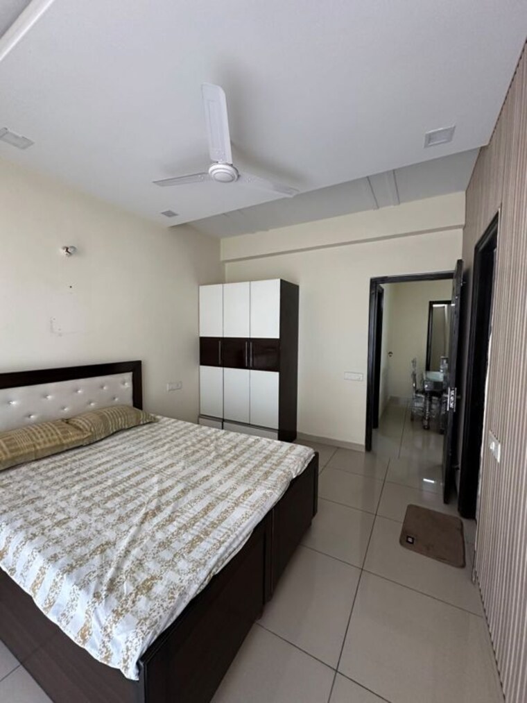 Bedroom, lifestyle-homes 3 Bedroom 1250 Sq.Ft. Apartment In Patiala Road Zirakpur 10770554