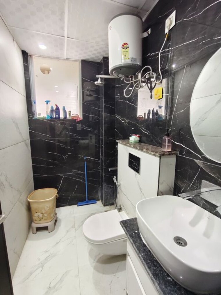 Bathroom, green-valley-residencia 3 Bedroom 1737 Sq.Ft. Apartment In Ghazipur Zirakpur 10770510
