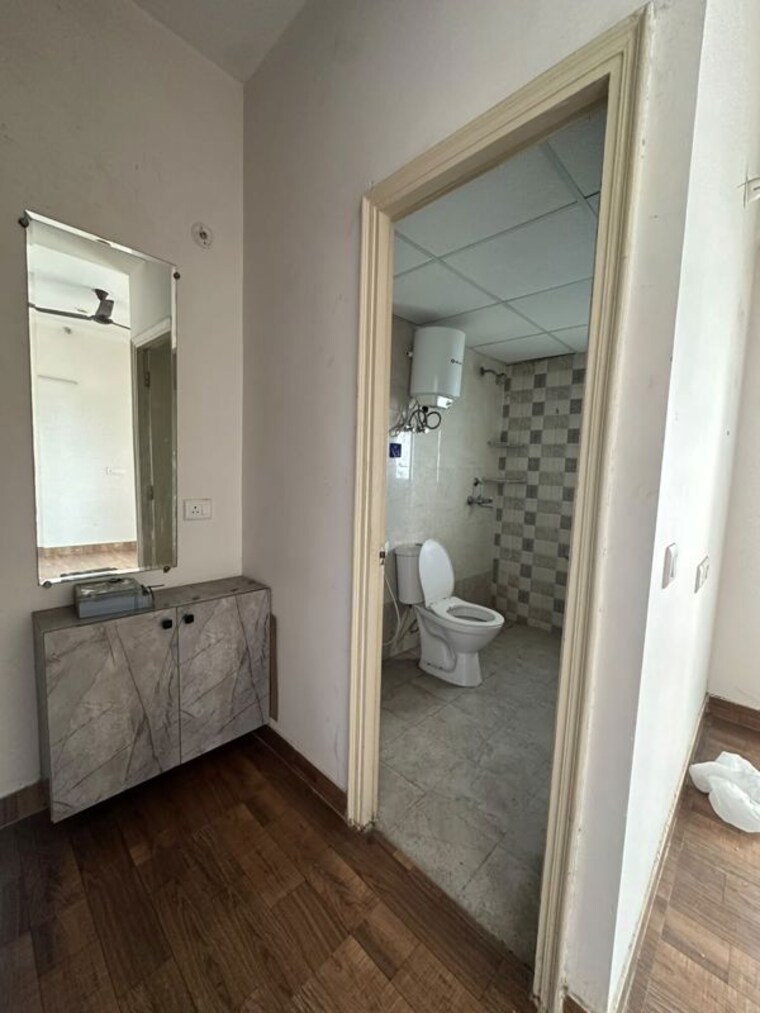Bathroom, saviour-green-arch 2 Bedroom 860 Sq.Ft. Apartment In Tech Zone 4 Greater Noida Greater Noida 10770576