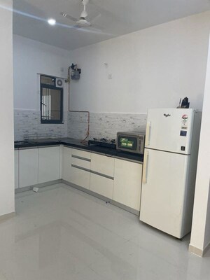 Kitchen in 1.5 BHK Apartment at Amanora Gold Towers, Hadapsar – for Sale