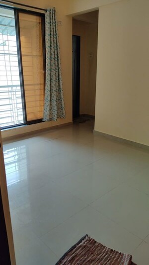 Room in 1 BHK Apartment at Dev Darshan CHS New Panvel, New Panvel – for Rent