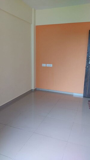 Room in 1 BHK Apartment at Dev Darshan CHS New Panvel, New Panvel – for Rent