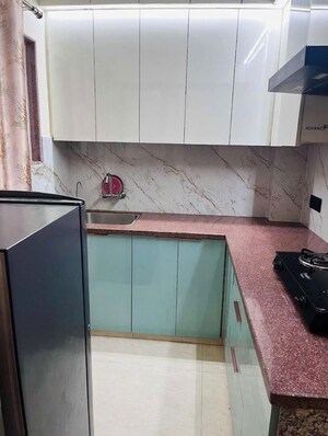 Kitchen in 2 BHK Builder Floor at Sector 43 – for Rent