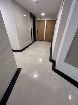 Room in 2 BHK Apartment at Purva Clermont, Chembur – for Rent