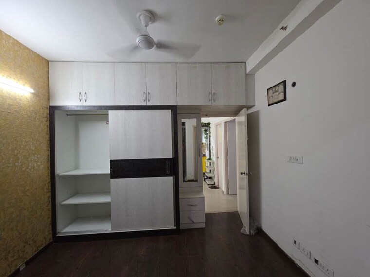 undefined, amrapali-leisure-park 2 Bedroom 935 Sq.Ft. Apartment In Amrapali Leisure Valley Greater Noida 10770587