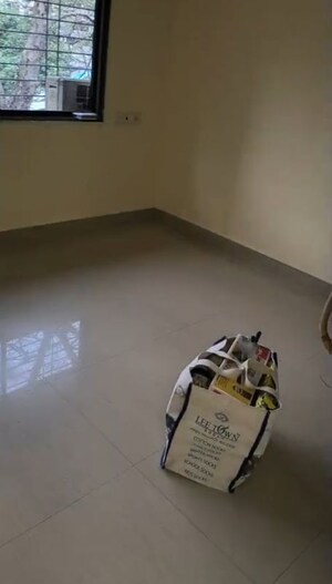 Furnished Amenities in 1 BHK Apartment at Shree Sai Complex, Prabhadevi – for Rent