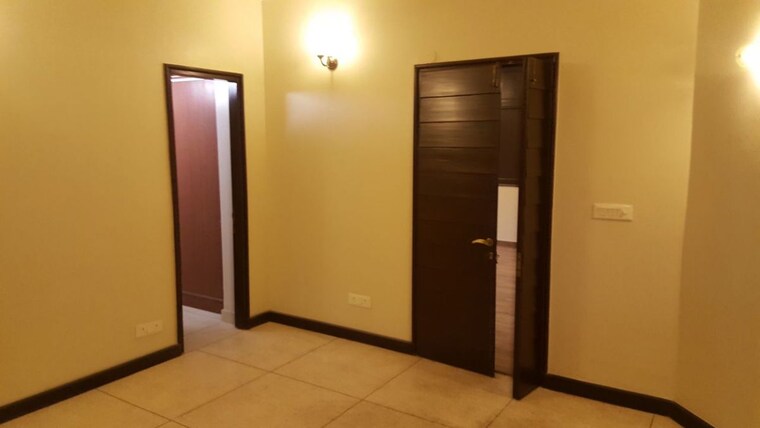 Room, greater kailash ii 3 Bedroom 1600 Sq.Ft. Builder Floor In Greater Kailash ii Delhi 10770617