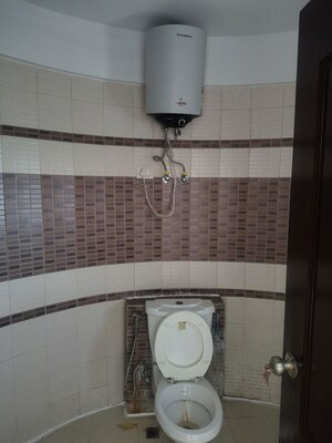 Bathroom in 3 BHK Apartment at ATS Paradiso, Chi Iv Greater Noida – for Sale