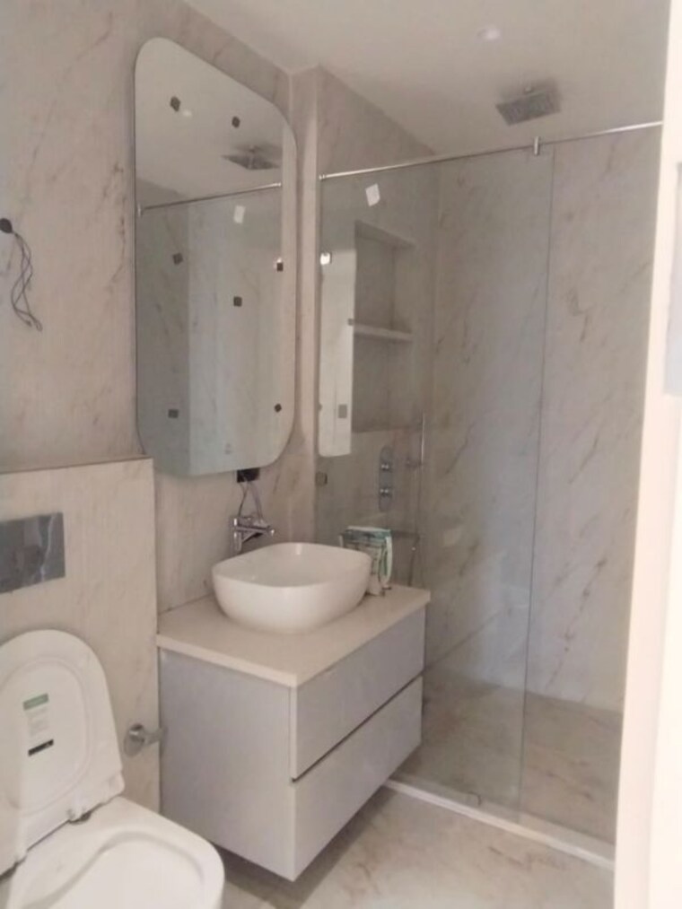 Bathroom, sector 10 4 Bedroom 300 Sq.Ft. Builder Floor In Sector 10 Gurgaon 10770625