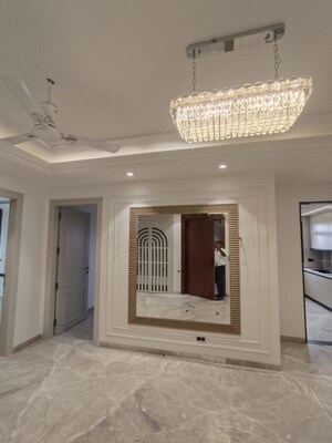  4 BHK Builder Floor at Sector 10 – for Sale
