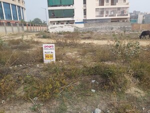  Plot – Exterior View View at Gaur Yamuna City - for Sale