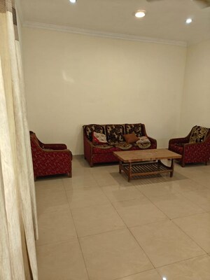 2 BHK Independent House For Rent in Sector 21