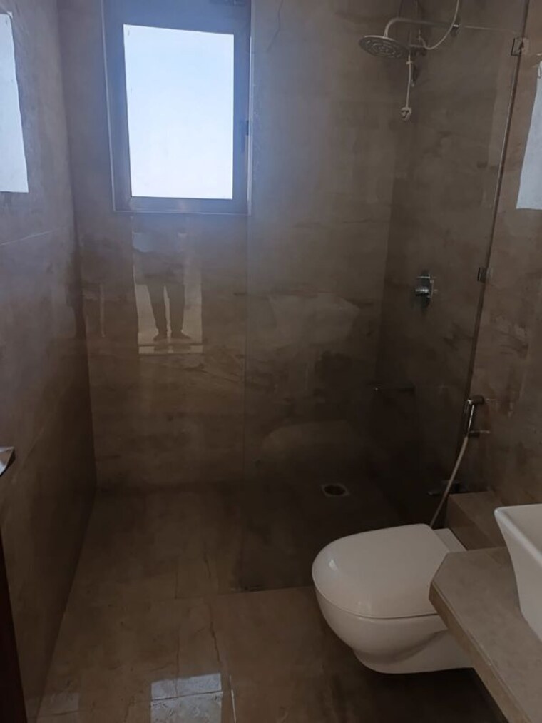 Bathroom, santacruz west 3 Bedroom 1215 Sq.Ft. Apartment In Santacruz West Mumbai 10770649