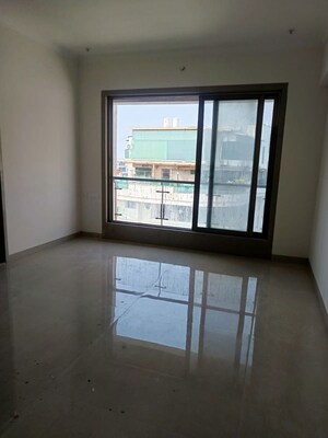 Room in 3 BHK Apartment at Santacruz West – for Sale