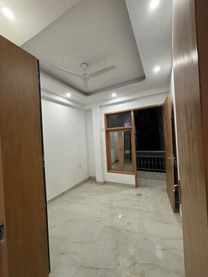1 BHK Apartment For Rent in Saket