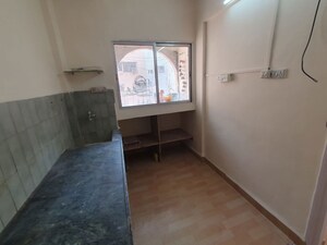 Room in 1 BHK Apartment at Green Field B CHS LTD, Andheri East – for Rent