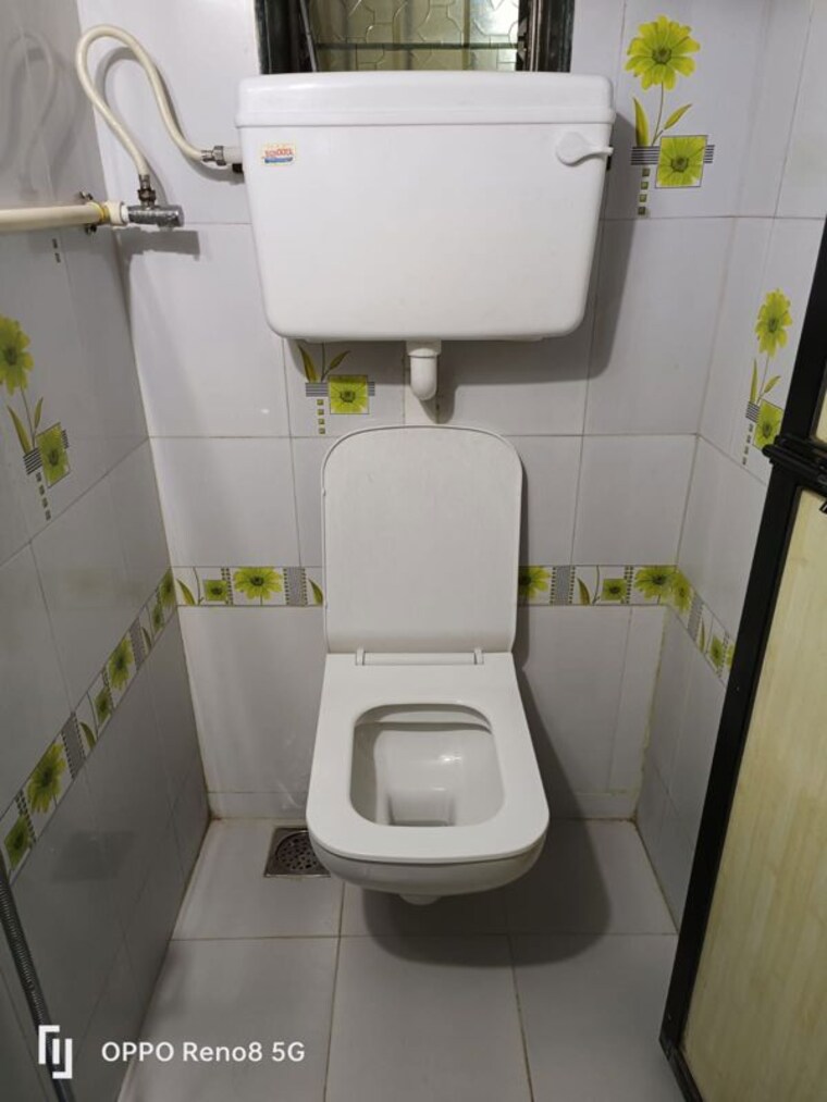 Bathroom, madhuri-society 1 RK 350 Sq.Ft. Apartment In Kalwa Thane 10770684