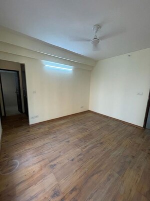 3.5 BHK Apartment For Sale in Gulmohar Garden, Sector 44