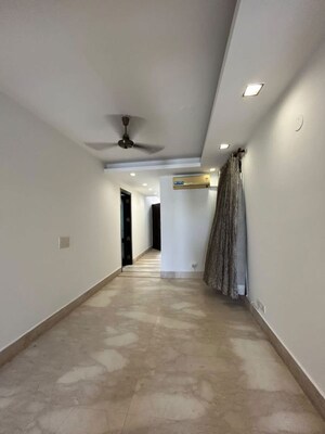 Building Lobby in 4 BHK Builder Floor at Greater Kailash I – for Rent