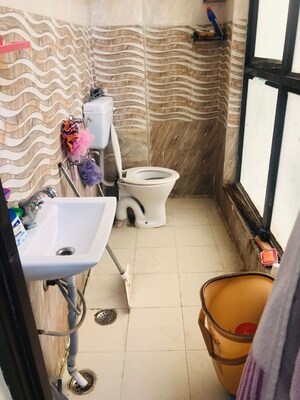 Team Area in 1 RK Independent House at Sector 14 – for Rent