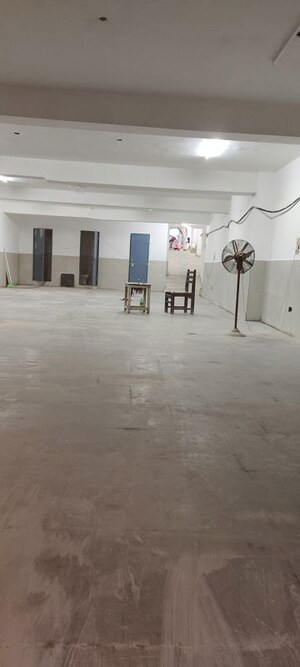 Common Area in  Warehouse at Jhandewalan – for Rent