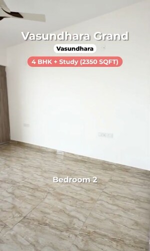 Room in 4 BHK Apartment at Nandini The Vasundhara Grand, Vasundhara Sector 15 – for Sale