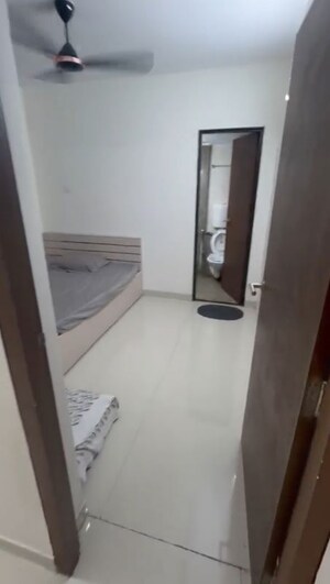 Room in 2 BHK Apartment at Worli – for Rent