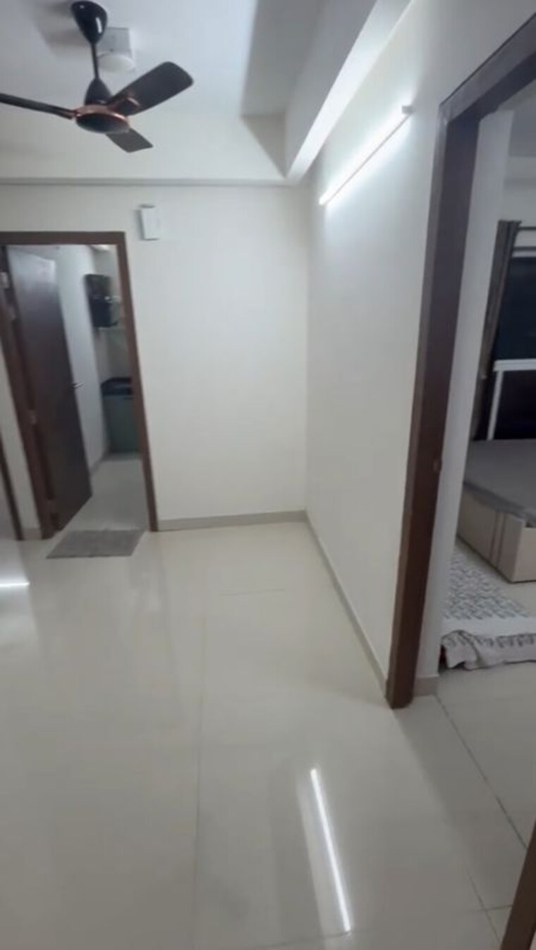 Room, worli 2 Bedroom 650 Sq.Ft. Apartment In Worli Mumbai 10770644