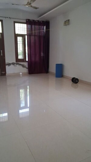 3 BHK Independent House For Rent in Sector 4