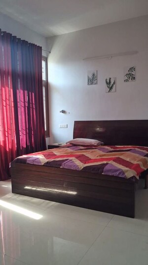 Bedroom in 3 BHK Independent House at Sector 4 – for Rent