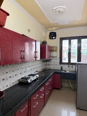 Kitchen in 2 BHK Builder Floor at Sector 40 – for Rent