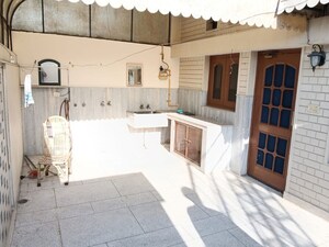 2 BHK Builder Floor – Exterior View View at Sector 40 - for Rent