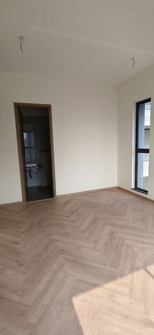 Room in 3 BHK Apartment at Raymond The Invictus By GS, Pokhran Road No One – for Rent