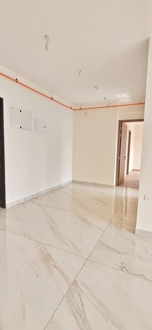 Room in 3 BHK Apartment at Raymond The Invictus By GS, Pokhran Road No One – for Rent