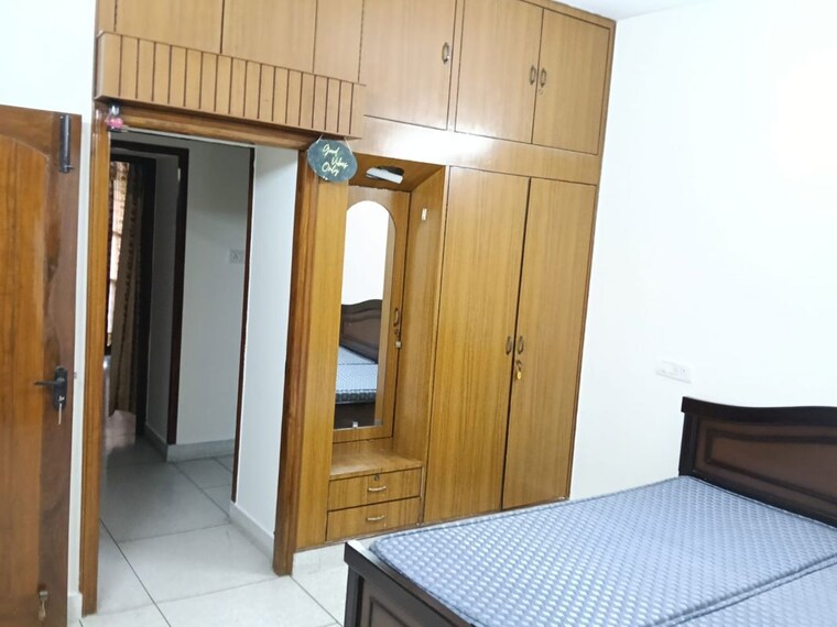 Bedroom, sector 40 3 Bedroom 350 Sq.Yd. Builder Floor In Sector 40 Chandigarh 10770753