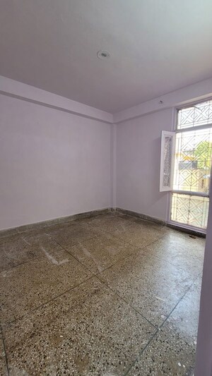 Bedroom in 2 BHK Builder Floor at Dilshad Colony – for Rent