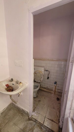 Bathroom in 2 BHK Builder Floor at Dilshad Colony – for Rent