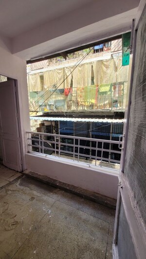 Balcony in 2 BHK Builder Floor at Dilshad Colony – for Rent