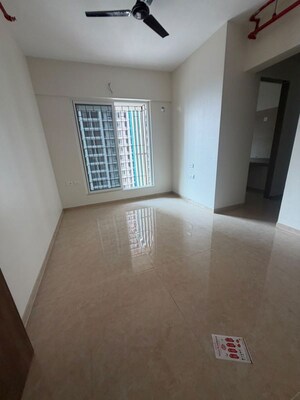 Room in 2 BHK Apartment at Dosti West County, Balkum Pada – for Rent