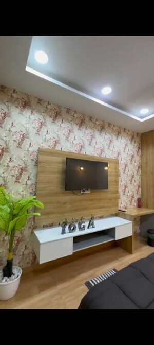 Furnished Amenities in Studio Apartment at Gaur City-2, Gaur City 2 – for Sale