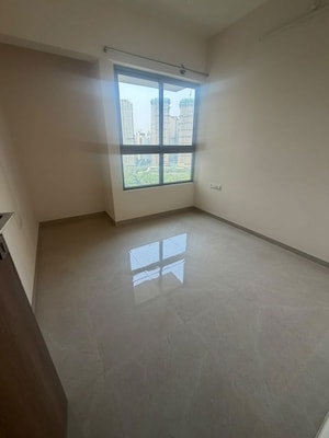 Room in 2 BHK Apartment at Piramal Vaikunth A Class Homes, Balkum Pada – for Rent