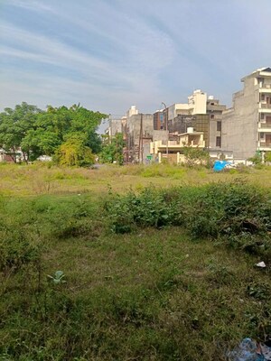  Plot For Sale in Sector 45