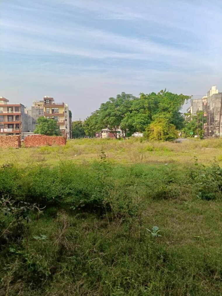 undefined, sector 45  450 Sq.Mt. Plot In Sector 45 Noida 10770775