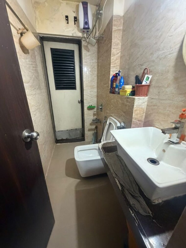 Bathroom, stg-marigold-siddheshwar-garden 2 Bedroom 750 Sq.Ft. Apartment In Dhokali Thane 10770839