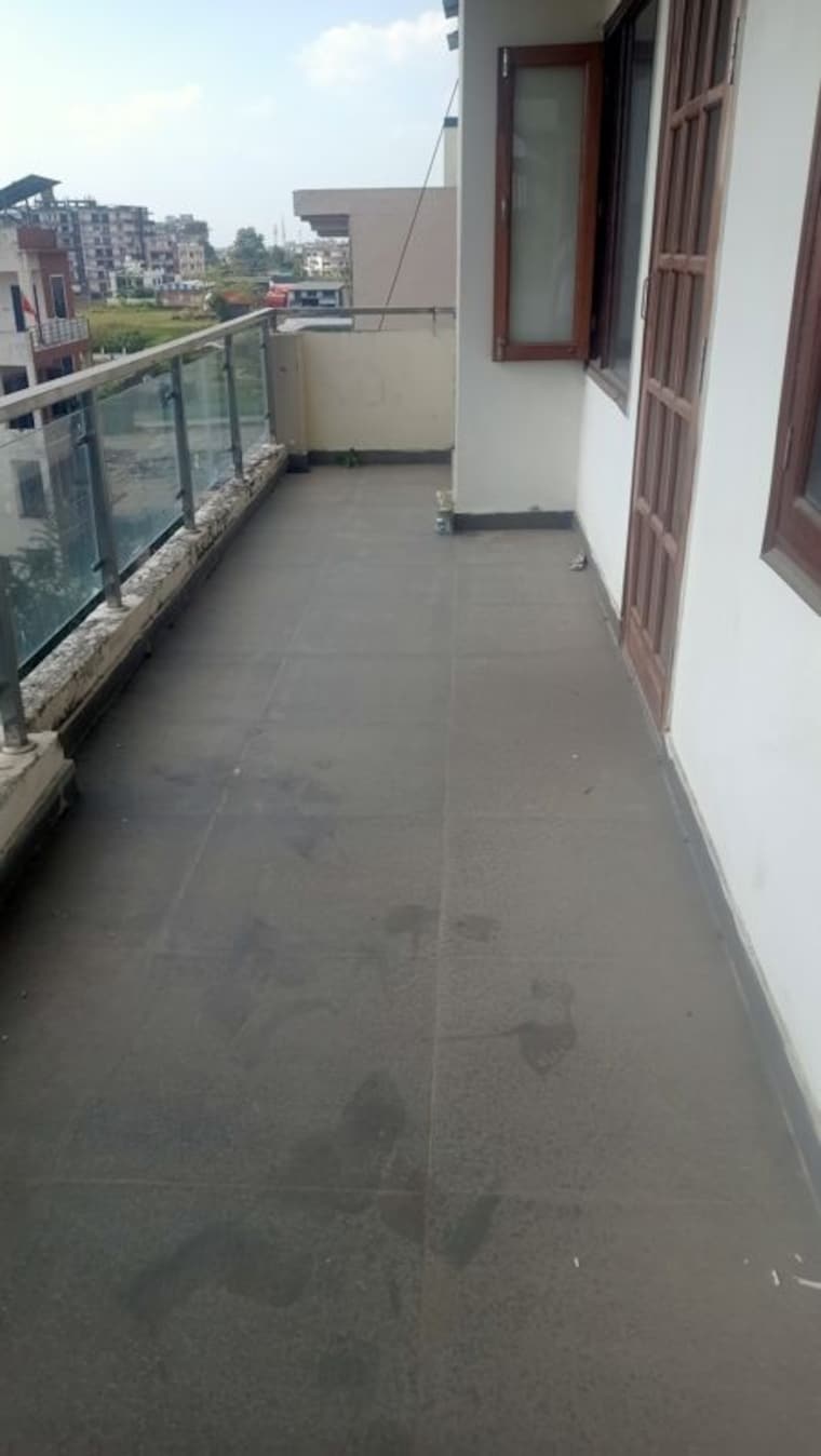 Balcony, capital-royal-casa 3 Bedroom 1800 Sq.Ft. Apartment In Gms Road Dehradun 10770865